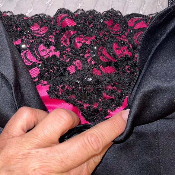 Veronique Young Vintage Womens Bustier Style Top Size M Black Pink Strapless - Picture 3 of 9